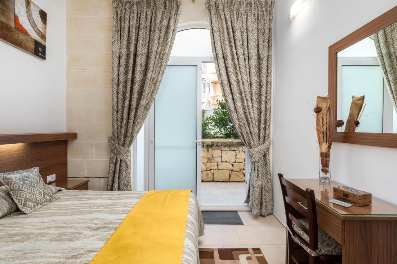 Quayside Apartments Marsaxlokk Exterior photo