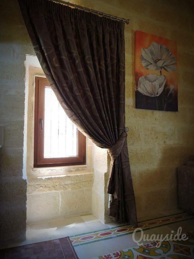 Quayside Apartments Marsaxlokk Exterior photo