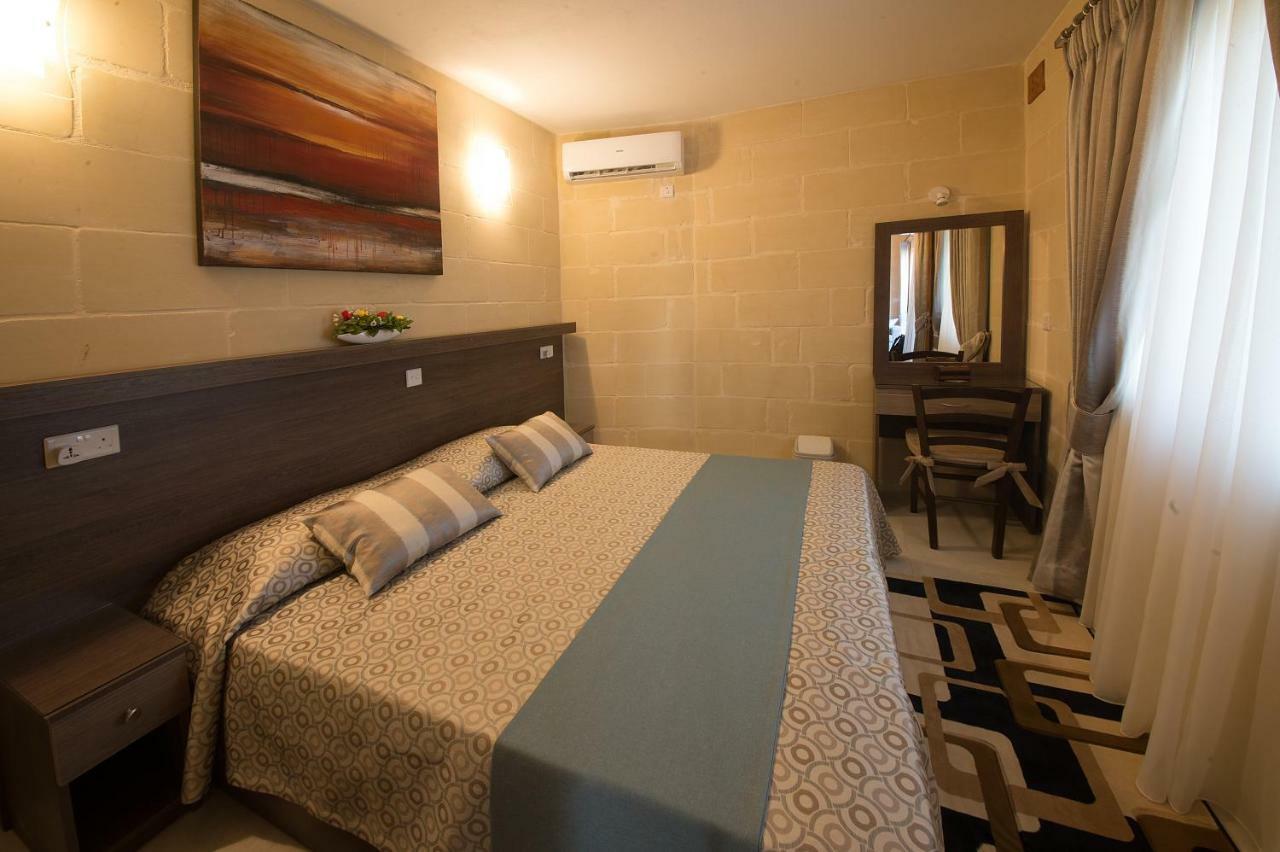 Quayside Apartments Marsaxlokk Exterior photo